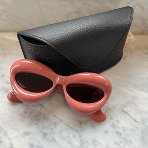 LOEWE sunglasses new in case